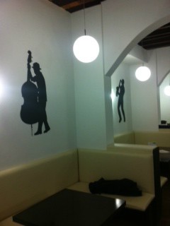 DECORAMOS TU NEGOCIO